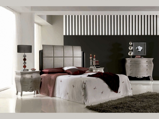 Fotografía de Muebles de dormitorios de matrimonio en madera maciza VICTORIA 03